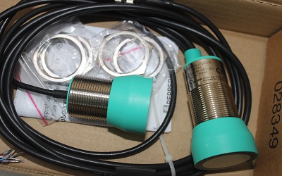 使用压力传感器对管道和容器的液体检测方式