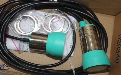 超声波传感器液位测量原理